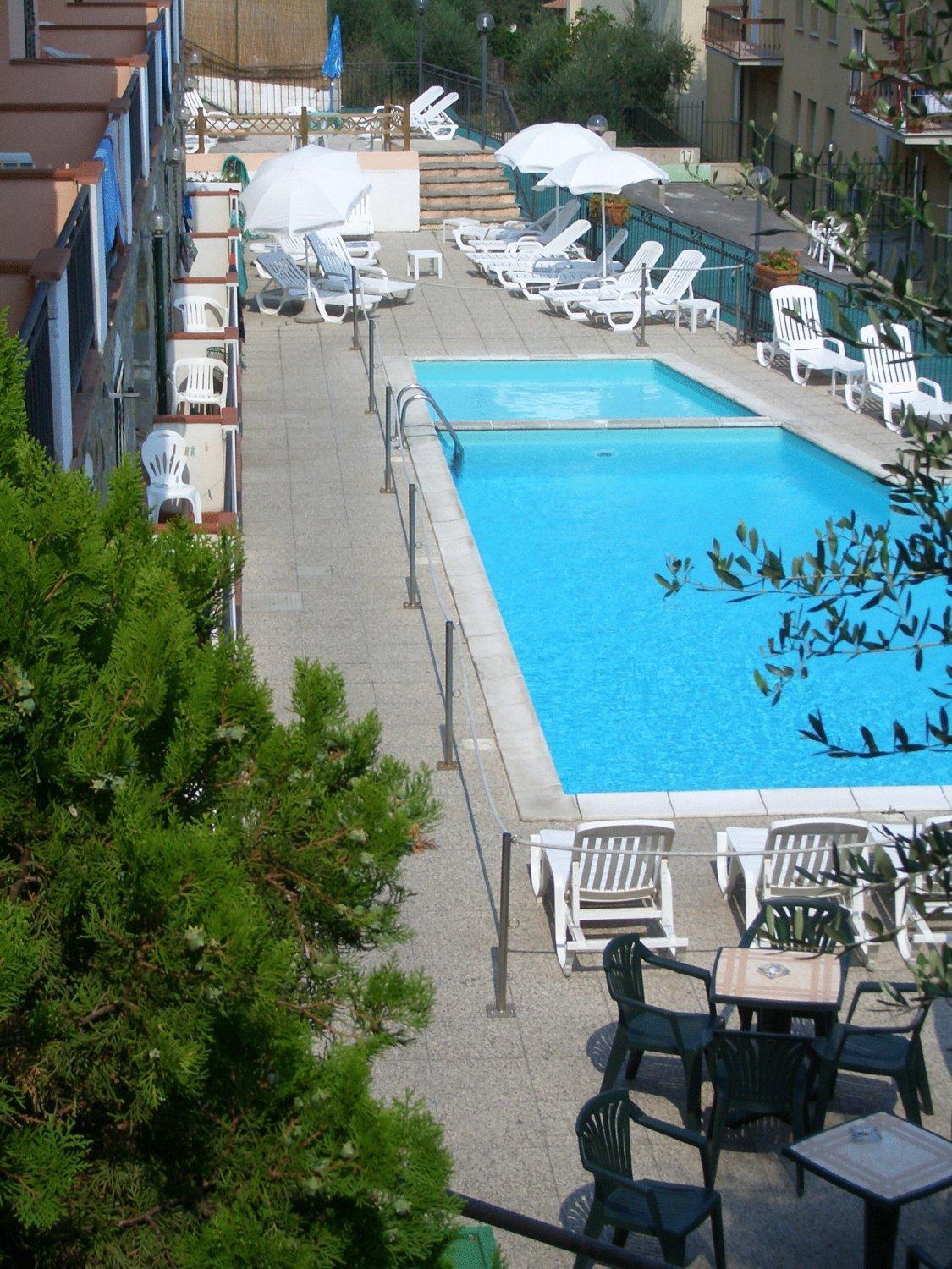 Ulivo Hotel Diano Marina Bagian luar foto