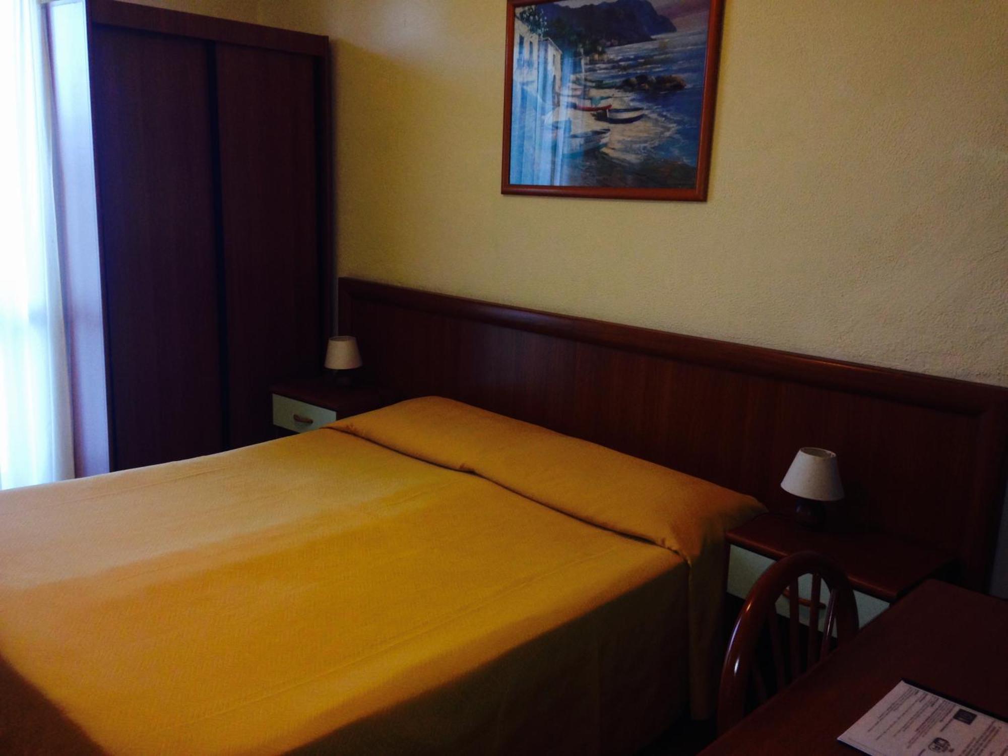Ulivo Hotel Diano Marina Ruang foto